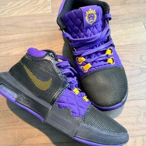 LeBron James LBJ Witness VIII size 8